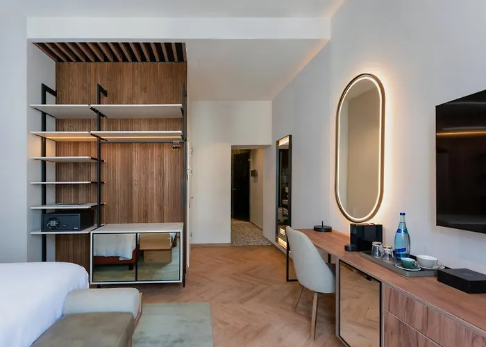 Hotel Lovis